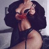 Всё прелести 18+