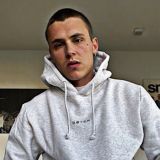 -𝗽𝗲𝘁𝘀𝗰𝗵𝘅𝗾𝘄♡︎