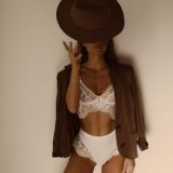 Нижнее белье, колготки, носки, одежда для сна.