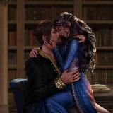 В объятиях у Камала