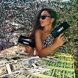 Elya1win is typing…