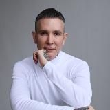 Косметолог Юрий Мезенцев