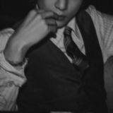 ~𝐶ℎ𝑎𝑖𝑛𝑠 𝑜𝑓 𝑙𝑜𝑣𝑒~