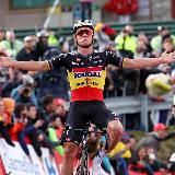 Ни слова о достопримечательностях. Канал о шоссейном велоспорте