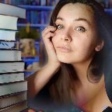 АЛЯ читает книги ✨