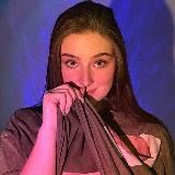 Охотница за эмоциями 😈