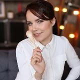 Евгения Иванова | Тренды | Мода | AI