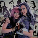 𝐃𝐈𝐒𝐂𝐔𝐒𝐒𝐈𝐎𝐍𝐒