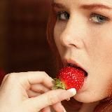 Клубничка +18