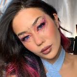 Карих красит