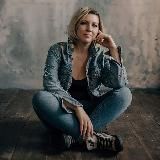 Анна Красикова