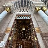 СВОЙ БРАТ В МЕДИНЕ