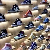 Poizon community | оригинальные кроссовки