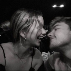 с любовью 𝐴𝑛𝑛.