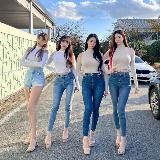 GIRL CRUSH GALLERY