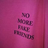 Музыка, чат, общение.🌚