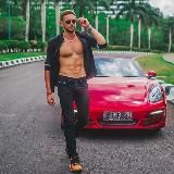 Игорь Молотов