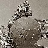 His foot | Футбол в контексте истории