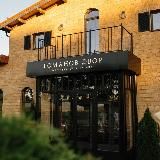 «РОМАНОВ ДВОР» • ВИНОТЕКА • СЫРОВАРНЯ • ГАСТРОБАР