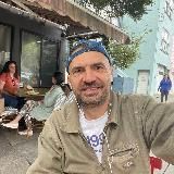 Трансгуманизм в далеком городе