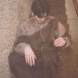 потерянная луна.