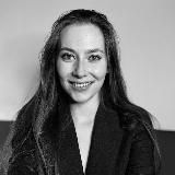 Продакт носит Prada | Эмилия Арсланова