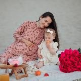 Mom & girls