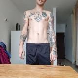 Суня фоткает