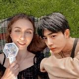 katiefrostreal 👁👄👁