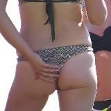 Voyeurism on the beach 🍑🍌