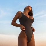 Мокрые девочки 18+