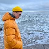 Евгений среди удобрений