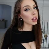 🔞sexy brunette😏