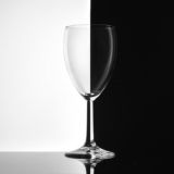 Кинишко под винишко