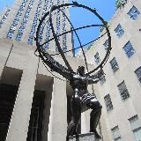 Атлант расправил плечи