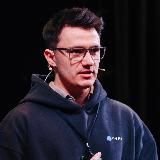 Бен? Это Данила!