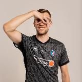 Два метра над уровнем поля⚽️