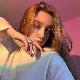 mmilenakk✧°。⋆