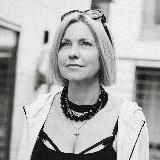 Держи меня за руку