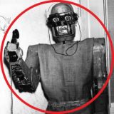 Роботы против Бомжей