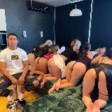 Jinsiy aloqa uchun mashinalar Latina porno