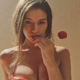 Girls_Hub