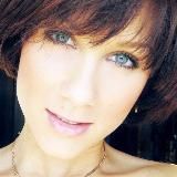 👩🏻🎨 Художник Анастасия Мирре