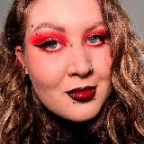 Чмок в пупок и немножко ниже