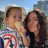 • Аня и медведь 🐻