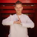 Ветер крепчает - значит жить старайся