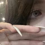 кровь по стенам.