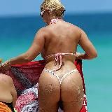 Скинул свою жену