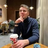 Парень с «теплой» фамилией