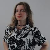 Фрау Худоярова декламирует